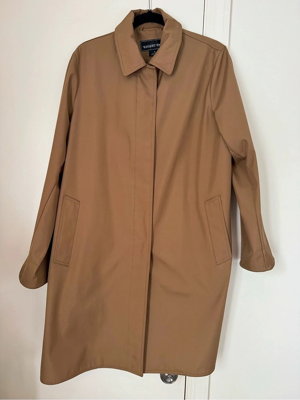 Regent Park Women's Brown Leopard Lined Rain Coat Size Medium